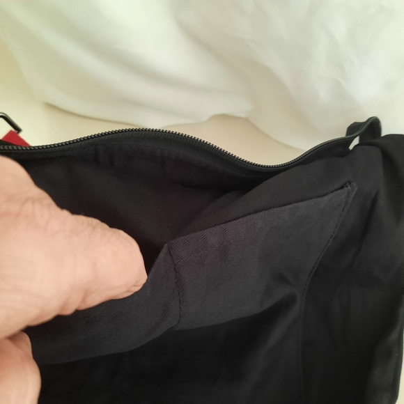 Haute Shore Blake Soho Neoprene Camo Crossbody Bag Purse Green Adjustable Straps - Picture 12 of 14